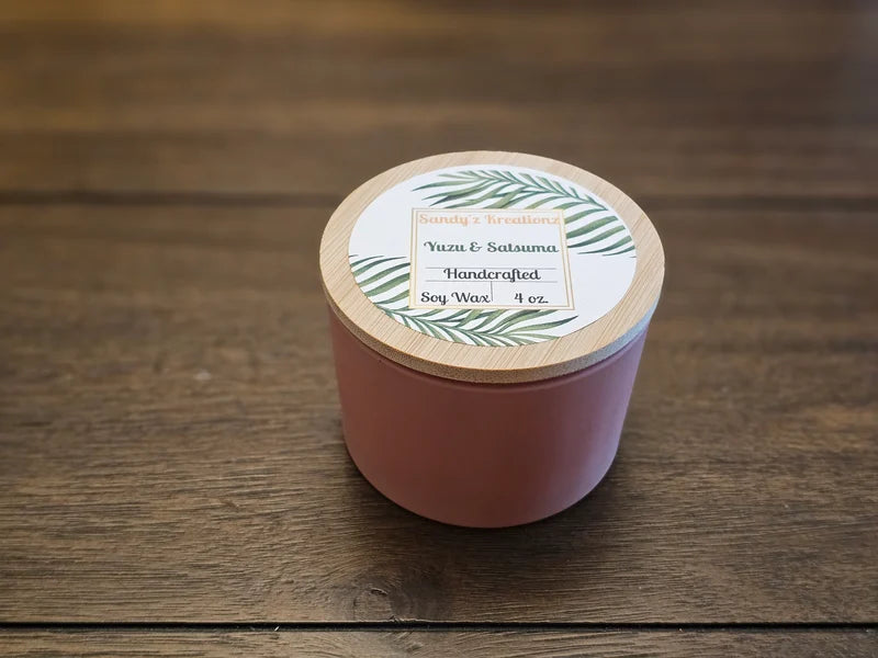 Sandy'z Kreationz - 4 oz Glass Jar- Scented Soy Wax Candle with bamboo lid